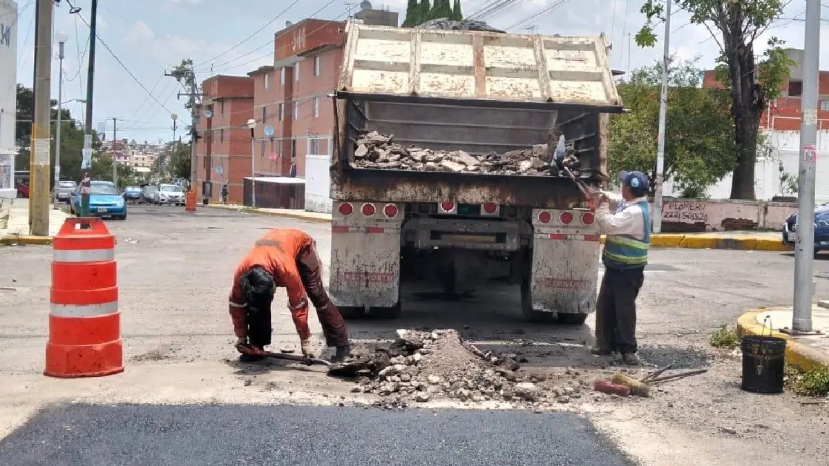 Campaña Capitalina Bacheando Puebla fortalece la infraestructura vial de la capital