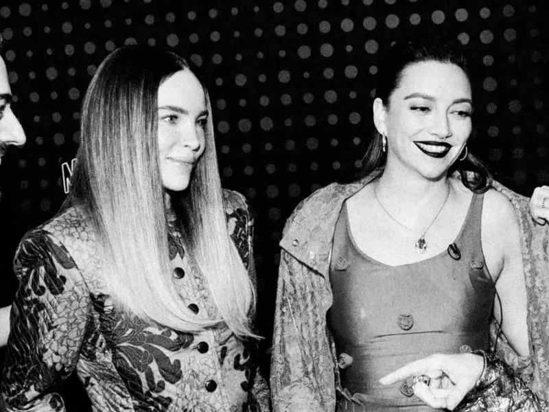 Belinda y Regina Blandón se besan en “Mentiras, la serie”; así reaccionan los fanáticos  