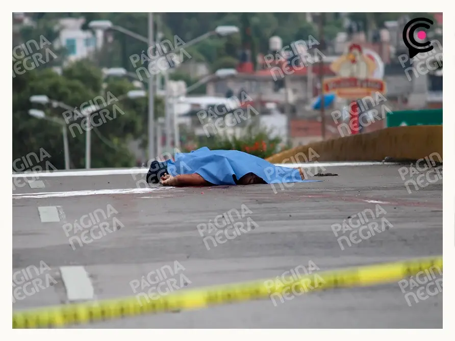 Automovilista murió por volcadura en el puente de La María, Puebla