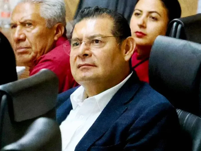 Alejandro Armenta pide al Congreso generar foros para analizar Ley de Ciberseguridad en Puebla 