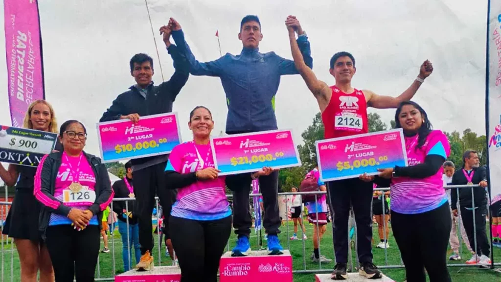 Jesús Nava ganó el Medio Maratón del Día del Papá San Andrés Cholula 2025