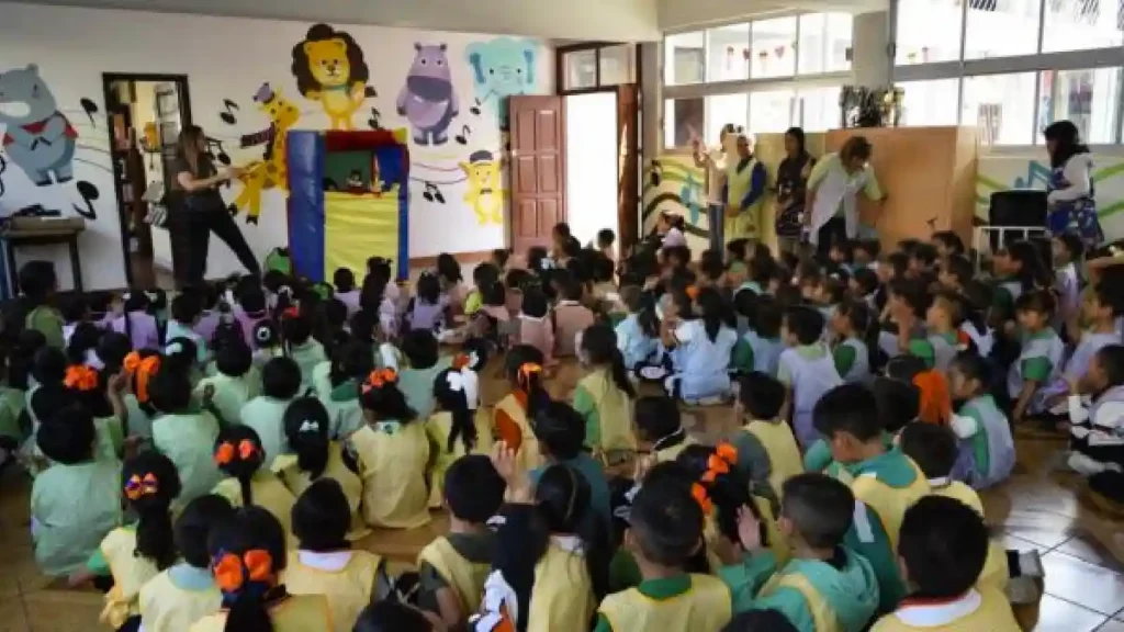 Policía de San Pedro Cholula promueve ciberseguridad infantil y educación vial a través de actividades lúdicas