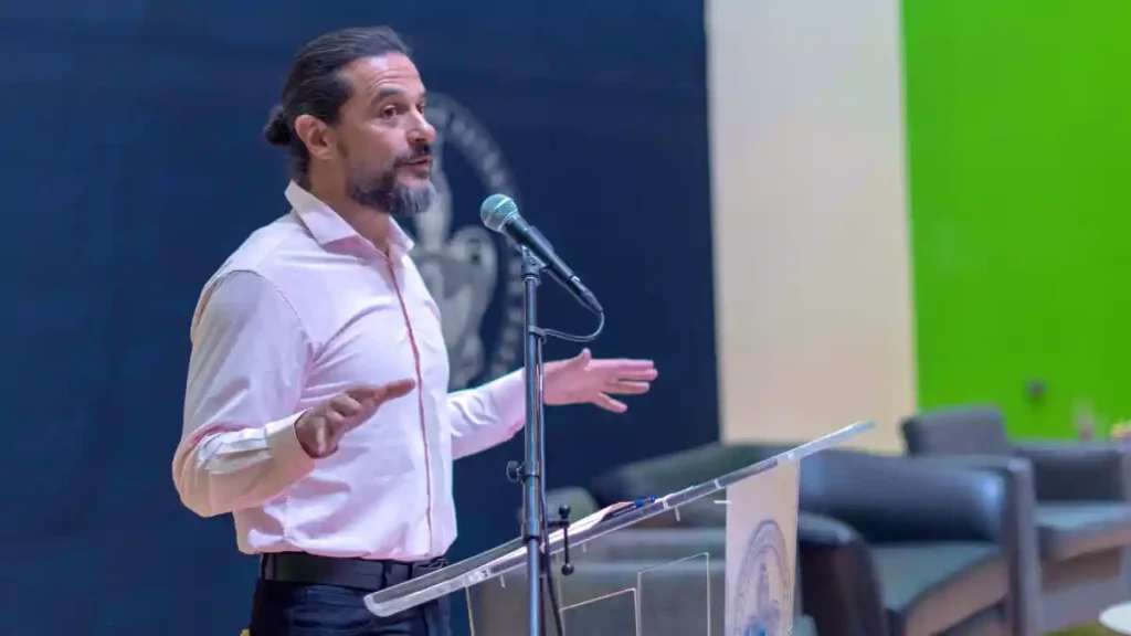 Abordan en la BUAP importancia del acceso abierto al conocimiento e Inteligencia Artificial