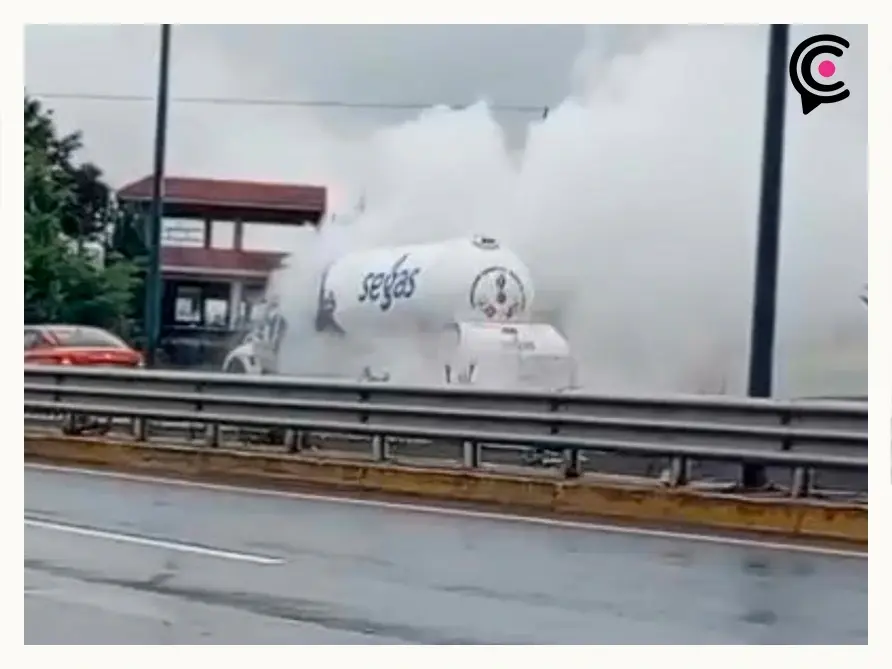 Fuga de pipa de gas obliga a evacuar 20 casas en San Bartolo Flor del Bosque, Puebla