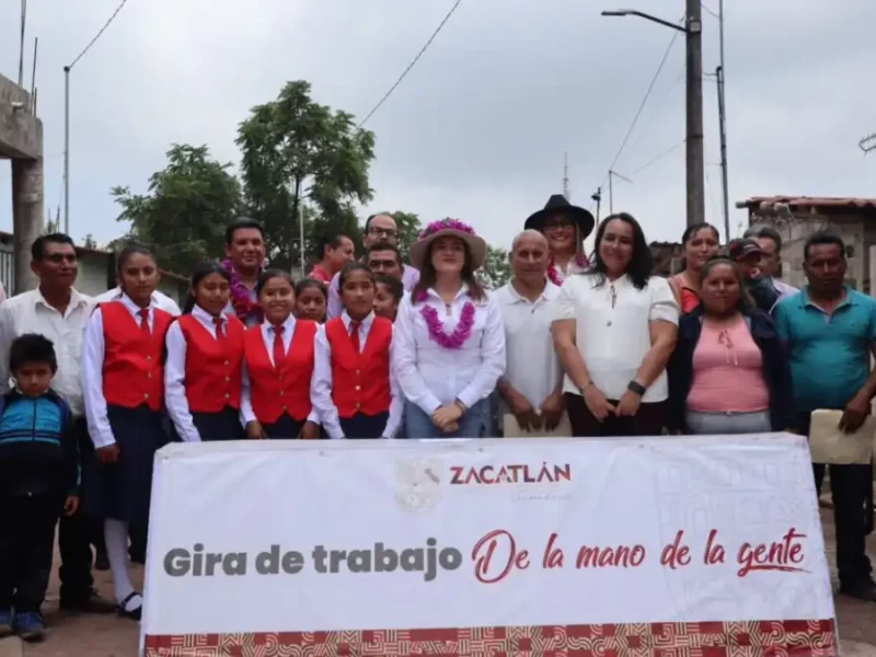 Maratón de obras; Bety Sánchez arranca pavimentación de calle en Jilotzingo