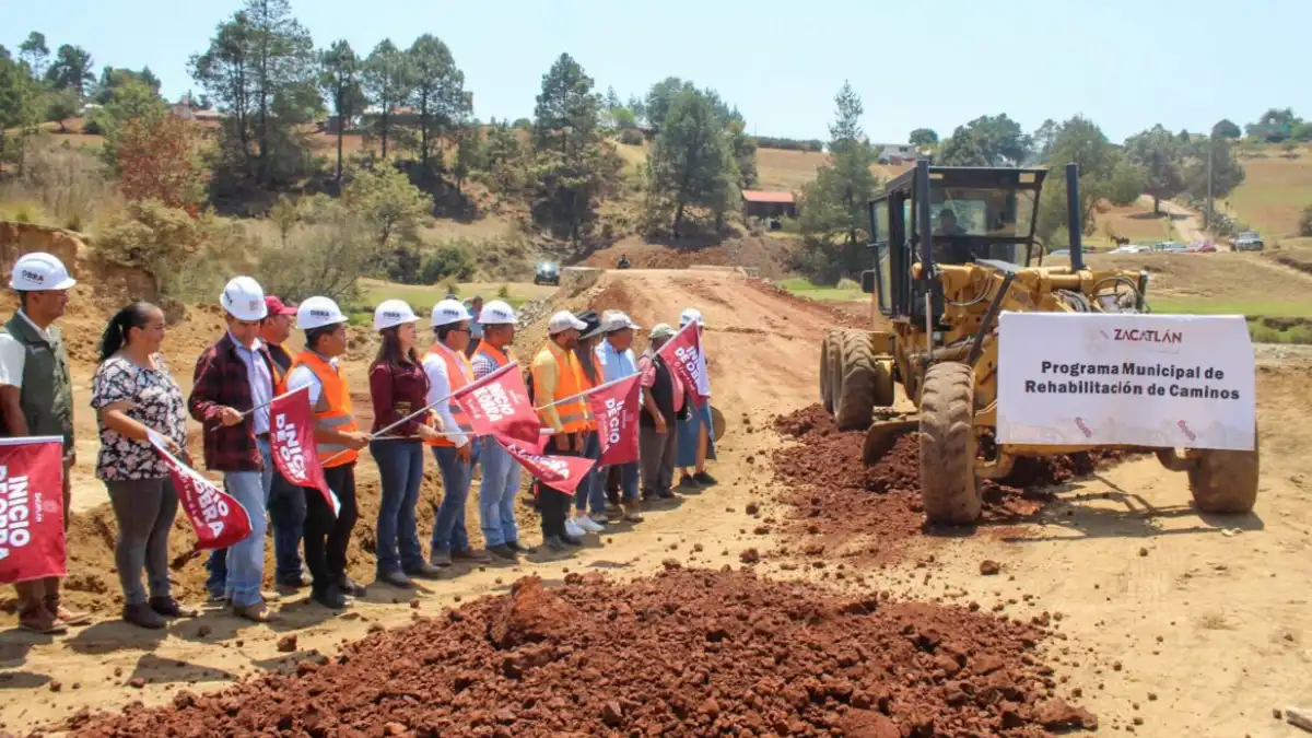 Rehabilitación de caminos en Zacatlán, una petición de la gente: Bety Sánchez