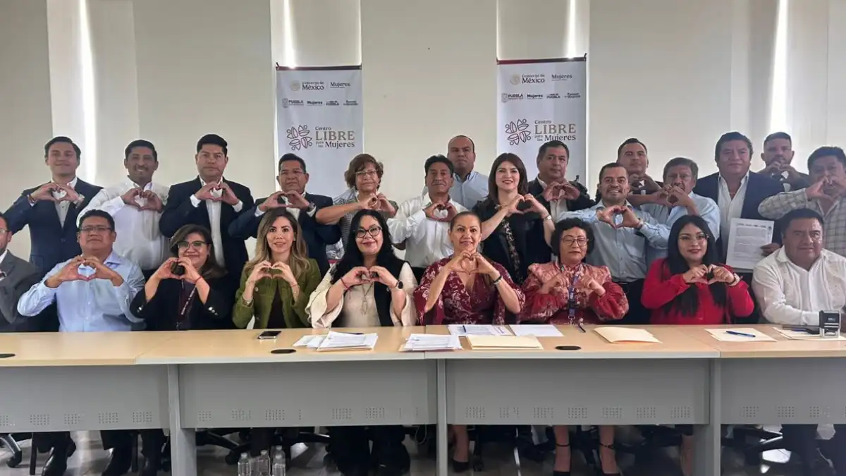 Mujeres de Zacatlán tendrán autonomía económica gracias a instalación del Centro Libre