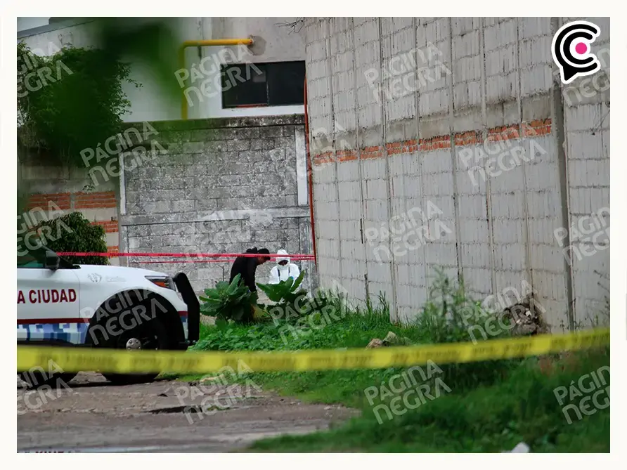Abandonan cuerpos encobijados de dos hombres cerca del Polideportivo Xonaca y Mercado Morelos en Puebla