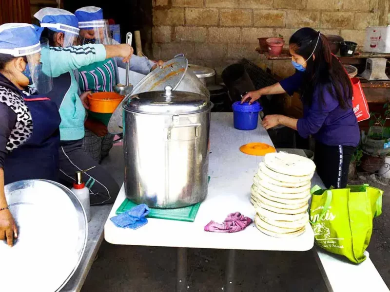 Ayuntamiento de Puebla lanza convocatoria para manejar comedores comunitarios; requisitos y fechas