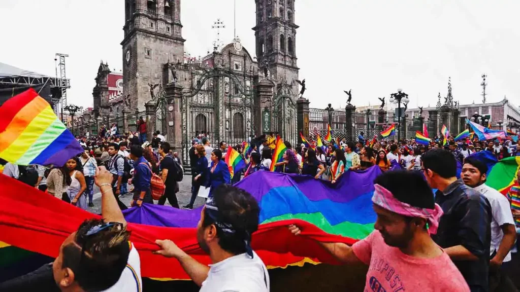 Lucha de la comunidad LGBT en Puebla contra la homofobia persiste 