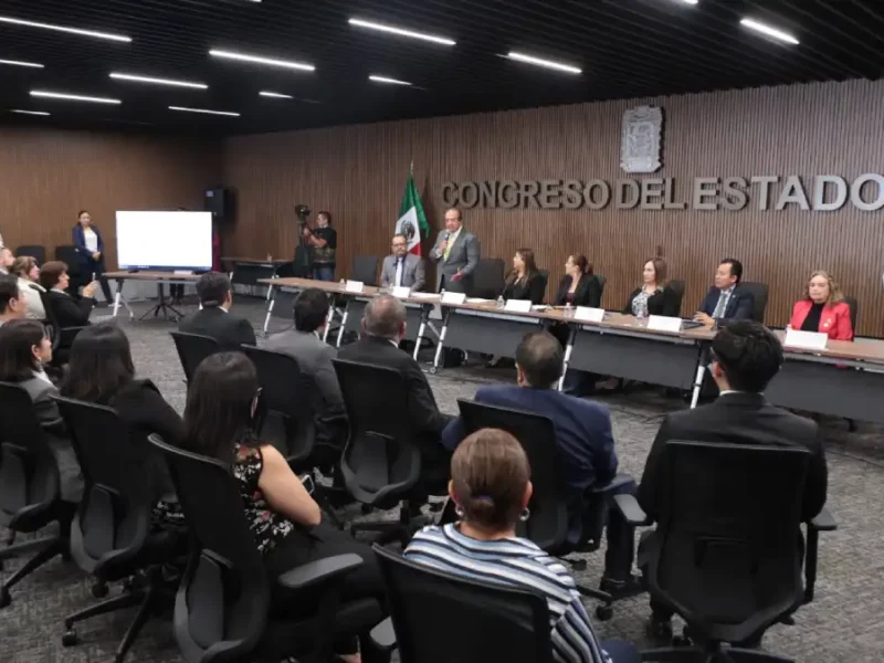 Congreso firma convenio de colaboración con Asociación Mexicana de Contadores Públicos