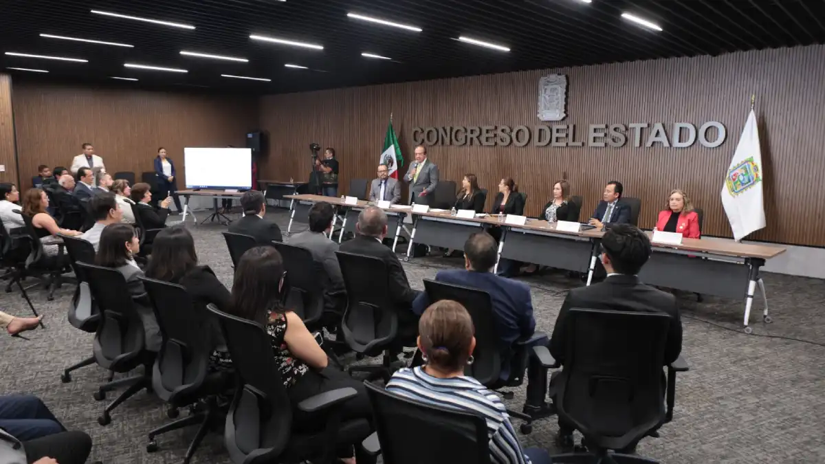 Congreso firma convenio de colaboración con Asociación Mexicana de Contadores Públicos