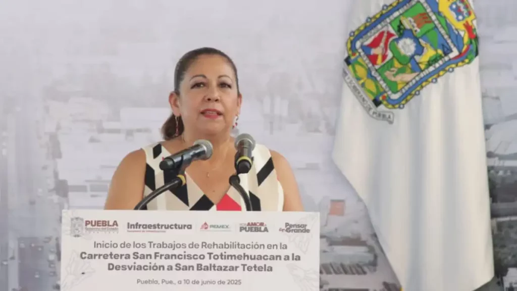En Puebla se da prioridad a la gente, afirma Laura Artemisa en inicio de rehabilitación vial en Totimehuacan