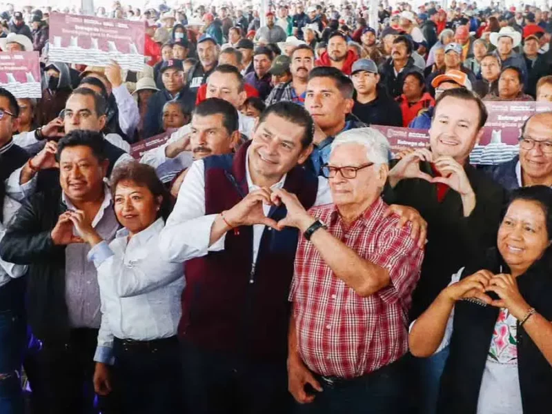 Programa de maquinaria agrícola iniciará operaciones en Puebla durante 2026; busca sembrar 600 mil hectáreas  
