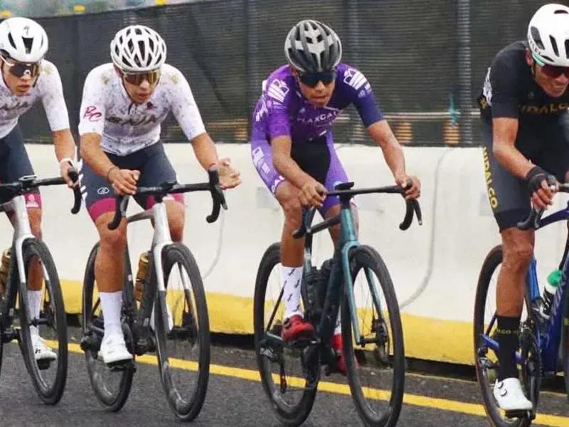 Atletas poblanos consiguen medalla de plata en ciclismo de la Olimpiada Nacional 2025  