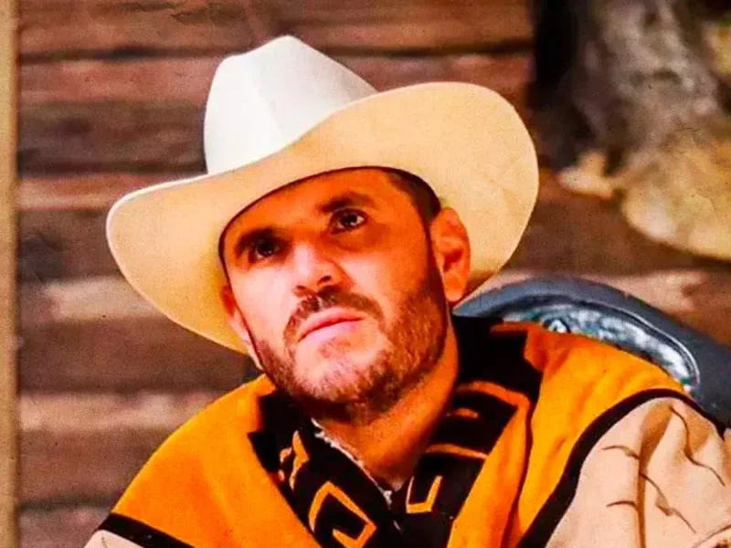 Ofrecen transporte desde Puebla a la "Fiesta de Rancho" de El Komander