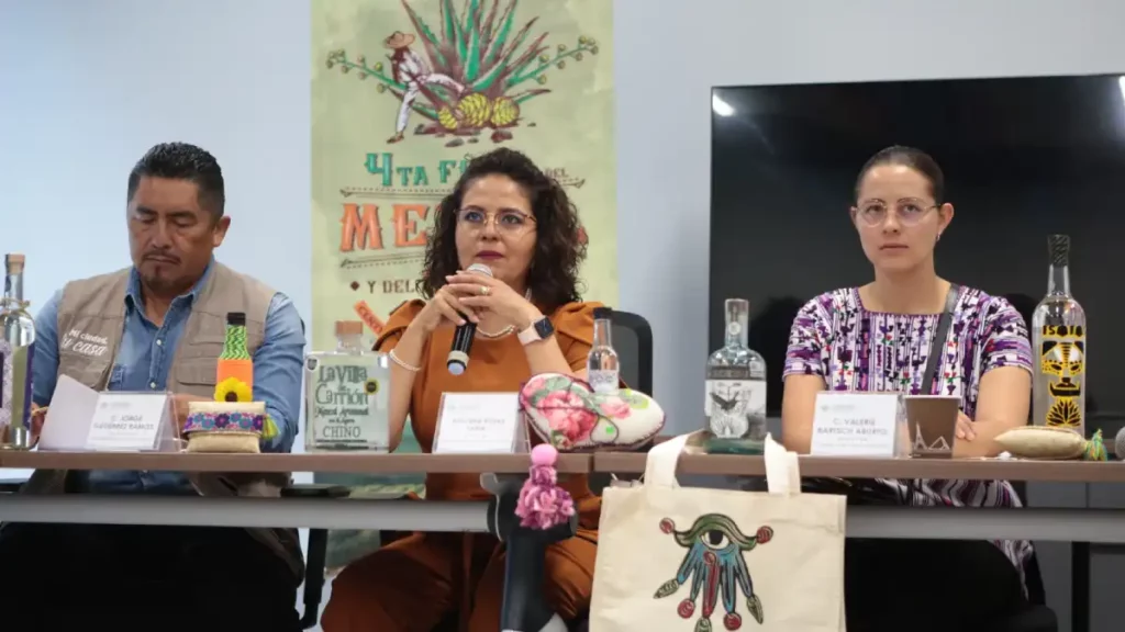 Promocionan en Congreso del Estado 4ª Feria del Mezcal y el Pulque, en Atlixco