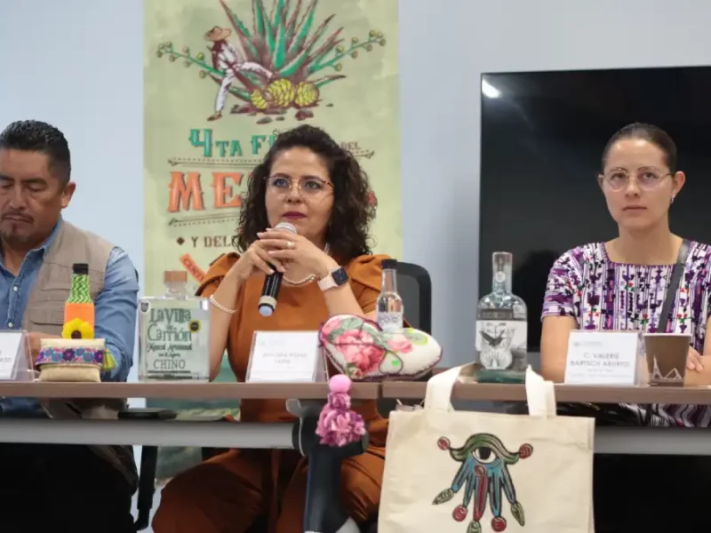 Promocionan en Congreso del Estado 4ª Feria del Mezcal y el Pulque, en Atlixco