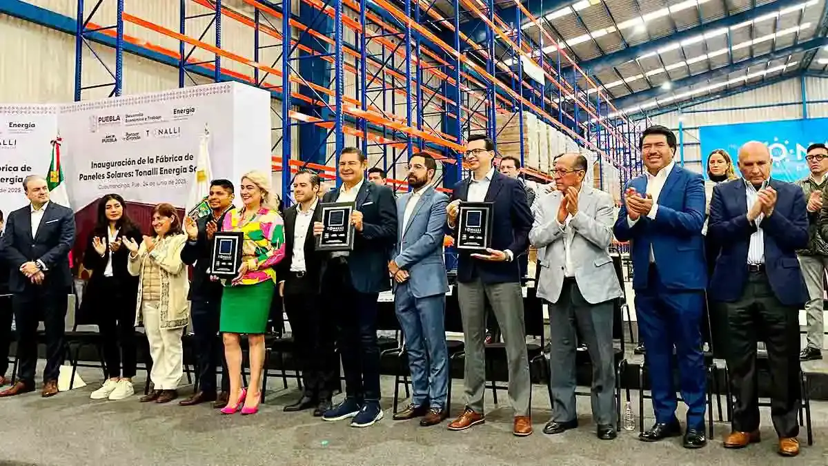 Inauguran fábrica de paneles solares “Tonalli” en Cuautlancingo, Puebla; generará más de mil 200 empleos