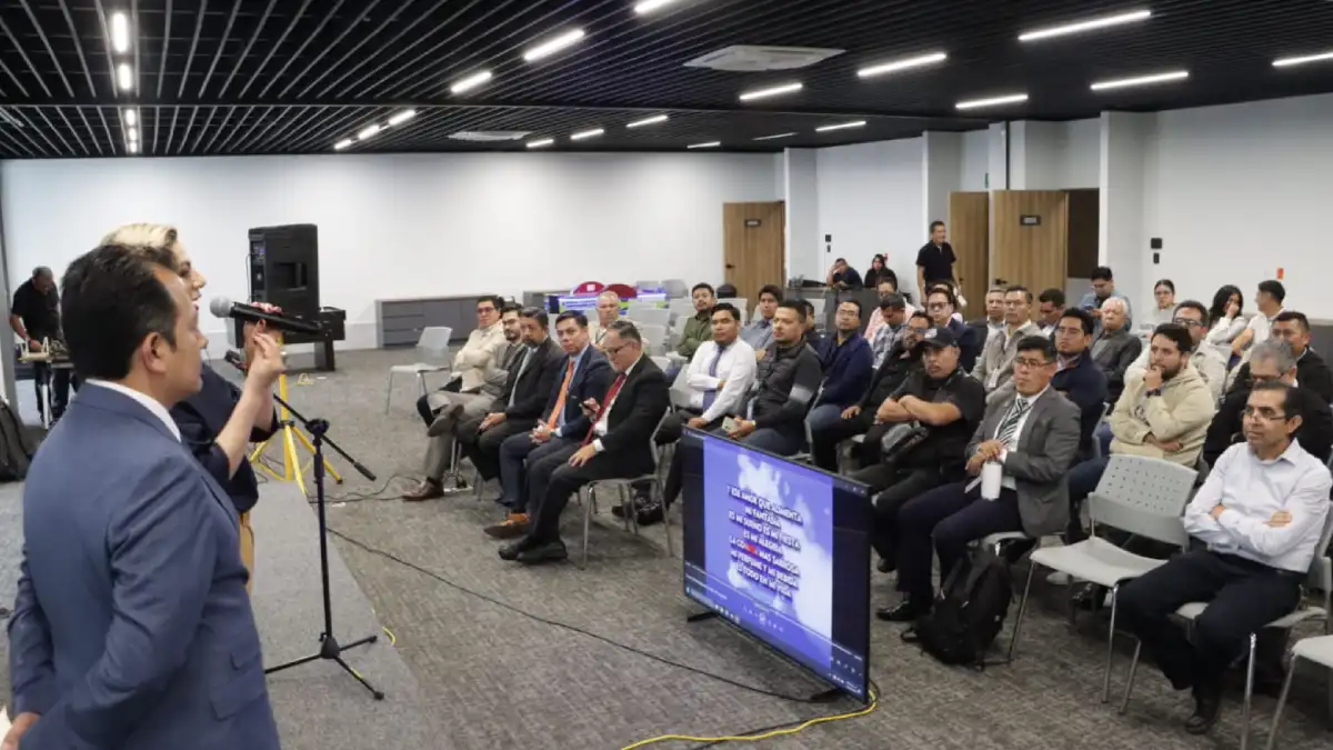 Celebra Congreso Día del Padre; reconoce la entrega de trabajadores