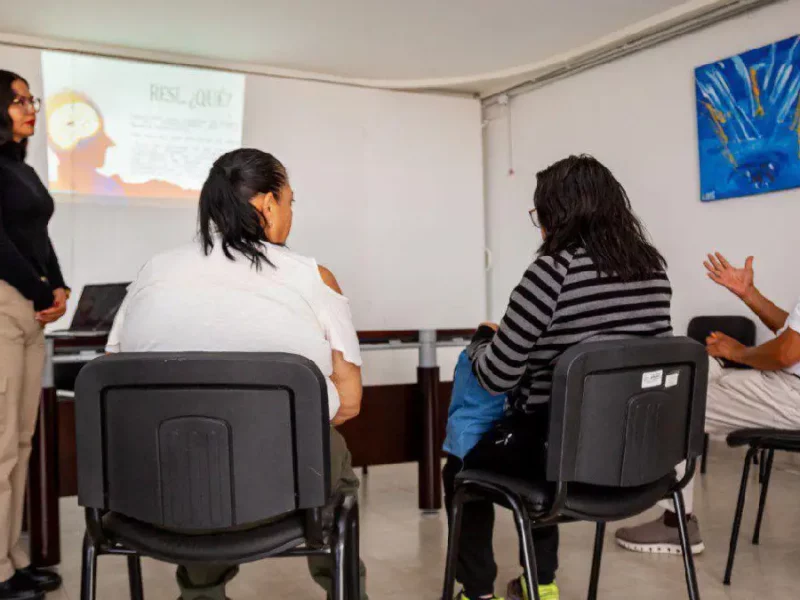 Imparte SMDIF talleres de resiliencia a personas cuidadoras