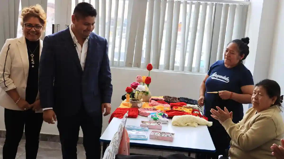 DIF Cuautlancingo impulsa economía de adultos mayores con la iniciativa “Venta de todo un poco”