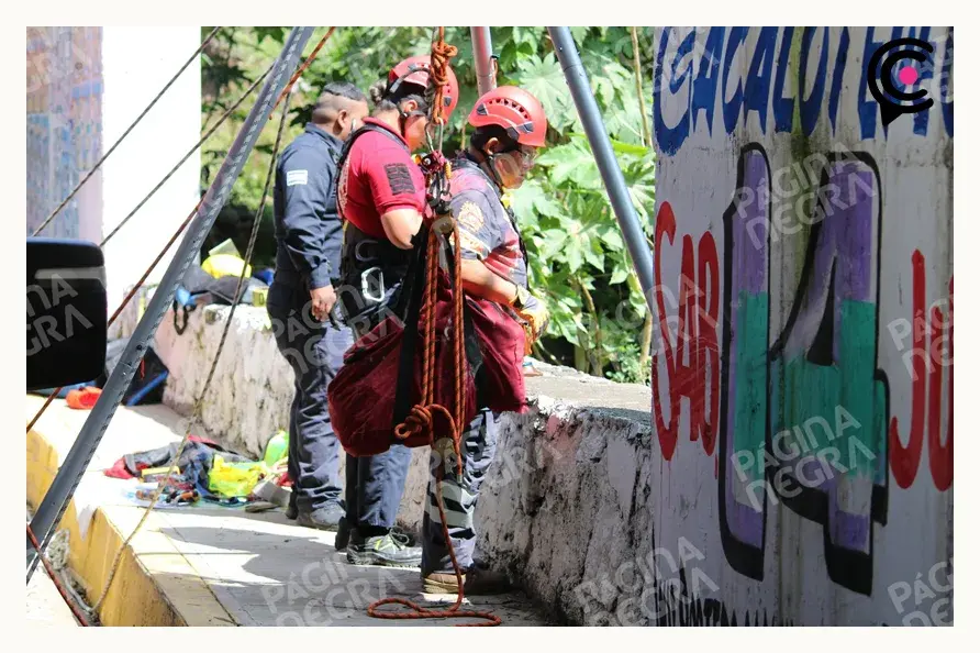 Hombre muere tras volcar y quedar prensado en San Andrés Cholula, Puebla