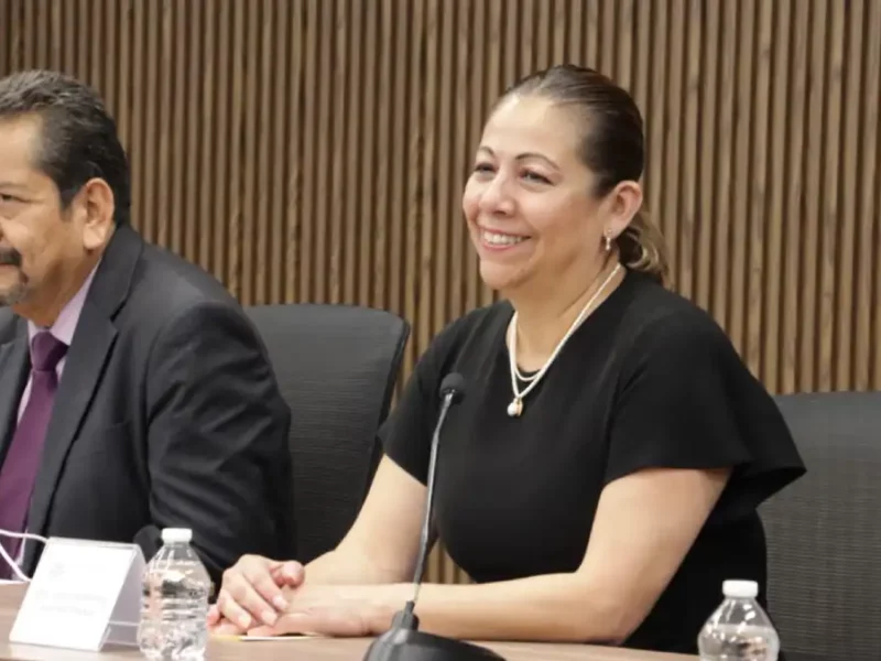 Educación es la base de cualquier transformación, resalta Laura Artemisa en firma de convenios