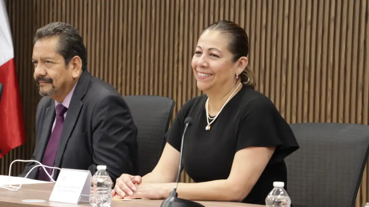 Educación es la base de cualquier transformación, resalta Laura Artemisa en firma de convenios
