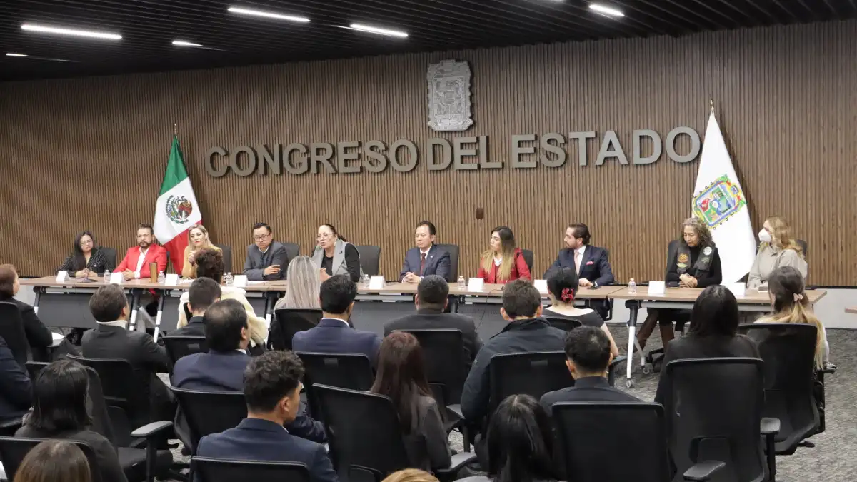 Realiza Congreso ciclo de conferencias “Unidos por la protección y el bienestar animal”