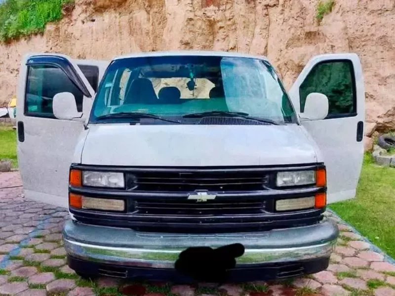 Roban camioneta de Grupo Jalado en Cholula, Puebla; líder difunde video y pide apoyo