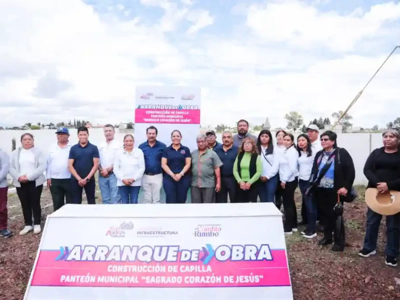 Inicia Lupita Cuautle obra en el panteón municipal de Santa María Tonantzintla