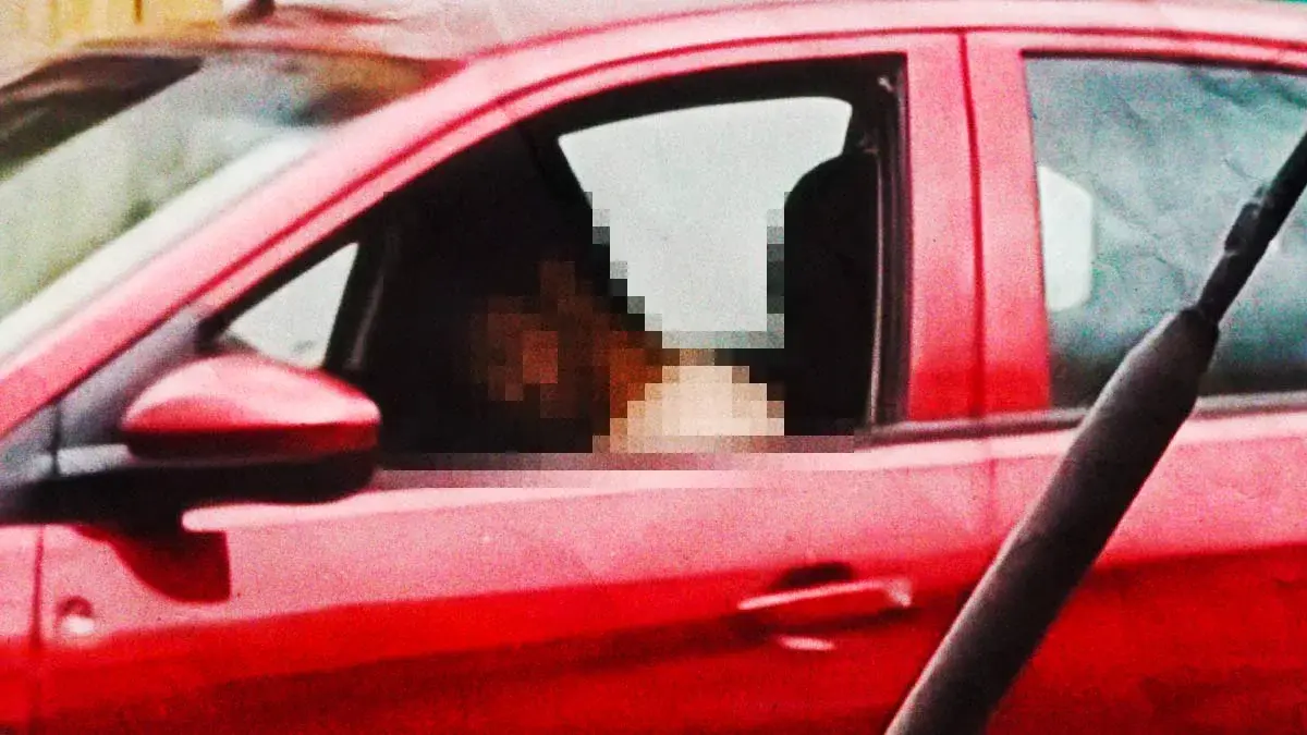 Motociclistas ejecutan a un hombre dentro de su auto en San Martín Texmelucan, Puebla