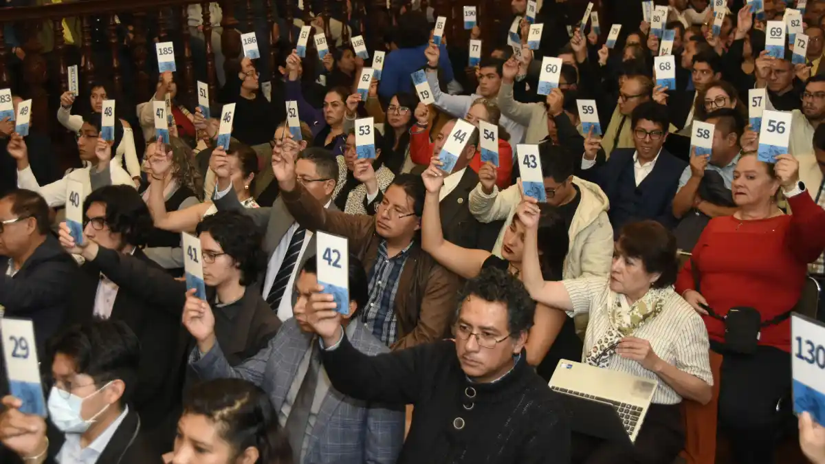 Aprueba Consejo Universitario integración de comisiones estatutarias y creación de una especial para la mejora continua