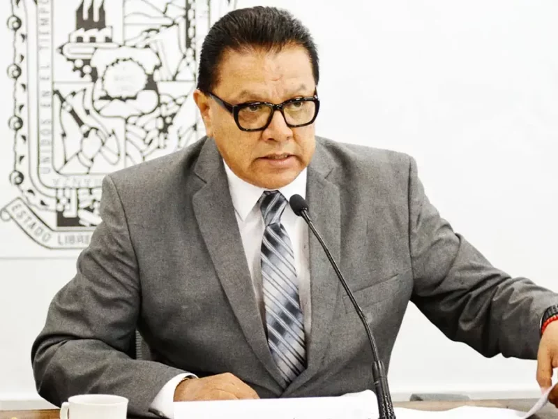 Diputado de Puebla propone que funcionarios condenados por un delito pidan disculpas públicas
