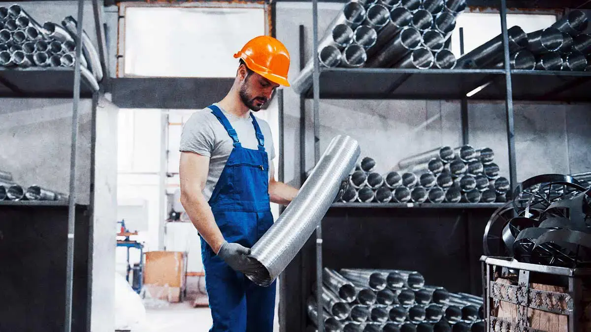 Precio del aluminio y acero incremetó hasta 30% en Puebla por aranceles de Estados Unidos