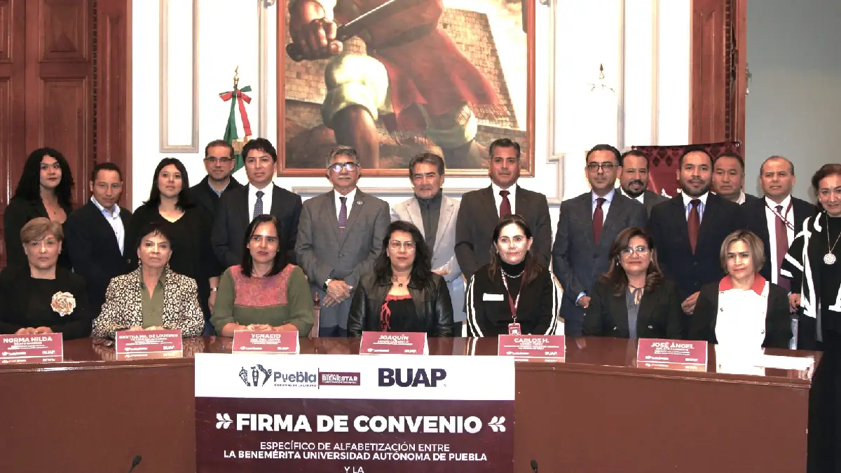 Firman Gobierno de la Ciudad y BUAP convenio para alfabetizar a poblanas y poblanos en zonas vulnerables
