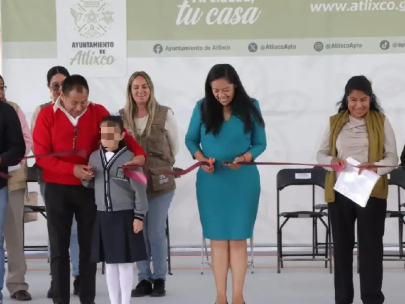 Ariadna Ayala, presidenta municipal fortalece la educación y el bienestar infantil con la rehabilitación de cancha escolar en Atlixco