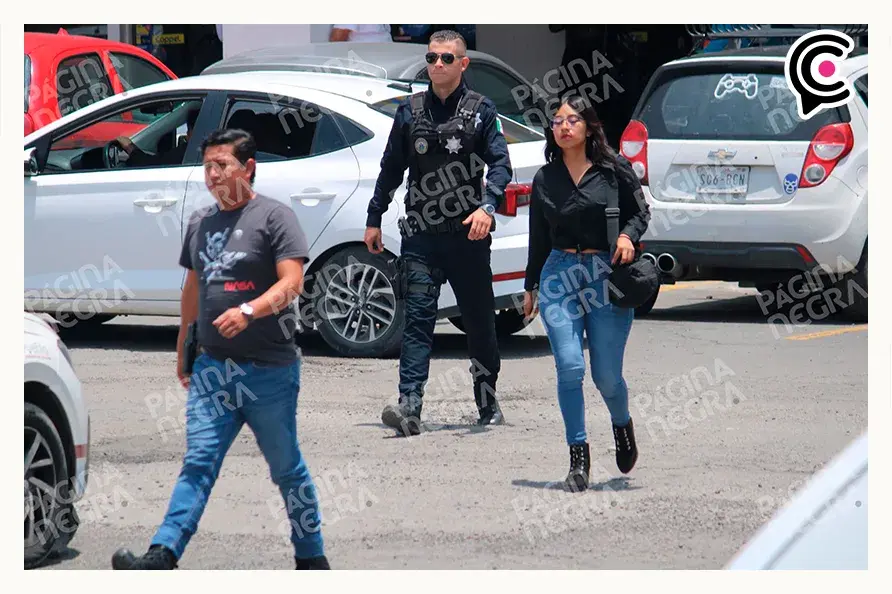 Con marros y armas, delincuentes asaltan tienda departamental en Puebla; roban 150 mil pesos en mercancía