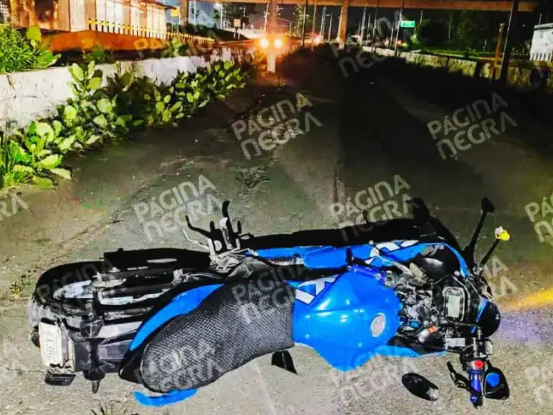 Motociclista murió por derrape en el Periférico Ecológico de Puebla; su padre reconoció el cuerpo