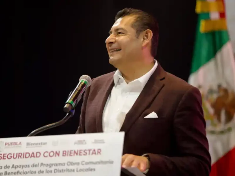 Participan diputados y diputadas de la LXII Legislatura en la Entrega de Apoyos del Programa Obra Comunitaria