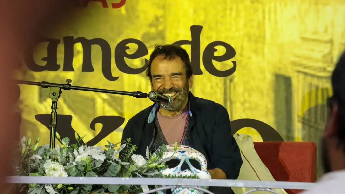 Ariadna Ayala, presidenta municipal, y el actor Damián Alcázar te inviran a redescubrir la historia de Atlixco en el ciclo de lecturas "Cuéntame de Atlixco"