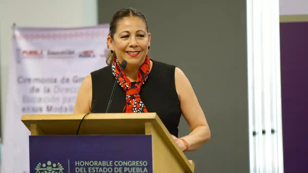 Educación, único camino para la transformación y el cambio social, destaca Laura Artemisa