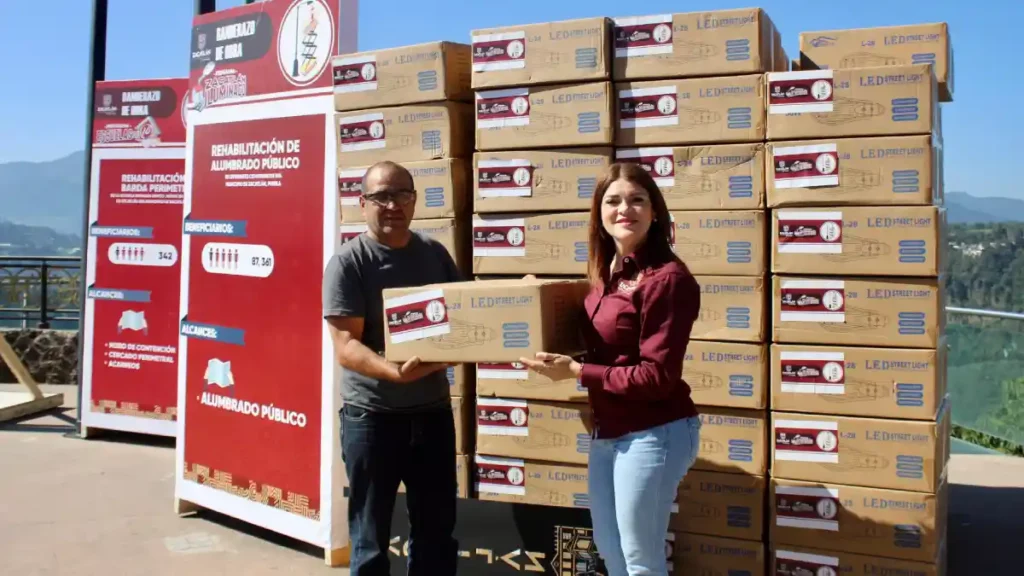 Zacatlán Iluminado: se colocarán alrededor de 2 mil 500 luminarias en todo el municipio
