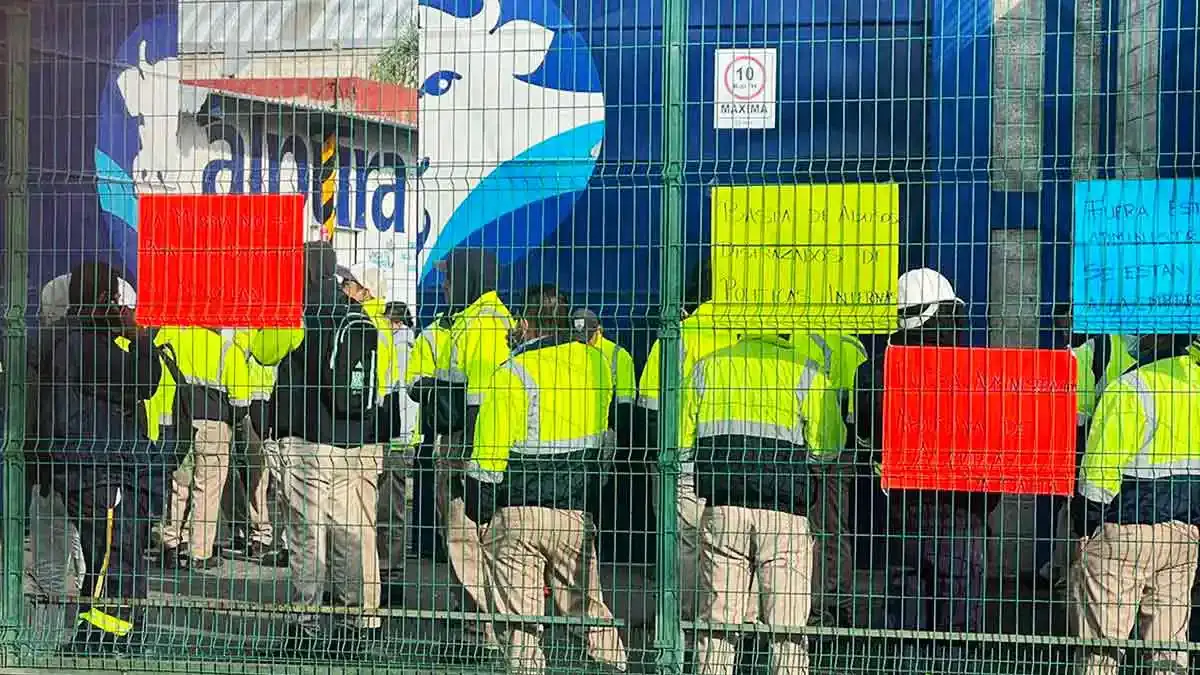 Trabajadores de Alpura Puebla se suman a paro nacional para exigir mejores condiciones laborales