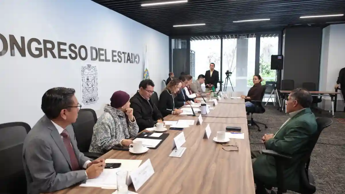 Avalan en Comisiones del Congreso proyecto para expedir la Ley de Transparencia y Acceso a la Información Pública