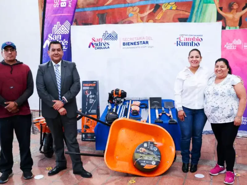 Mejoran entornos escolares con kits de jardinería en San Andrés Cholula