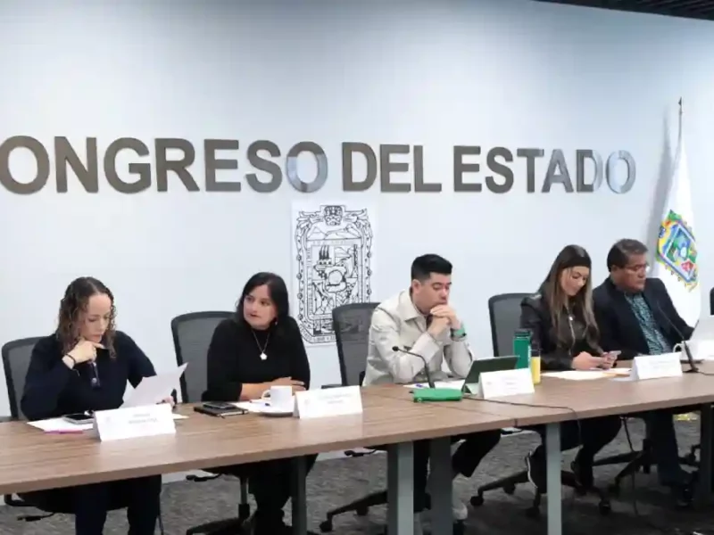Avalan en Comisión del Congreso reformas para garantizar crianza positiva en infancias