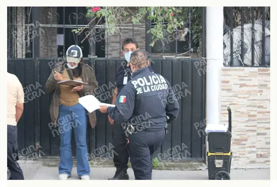 Encuentran cuerpo putrefacto de mujer de la tercera edad dentro de su casa en SNTE, Puebla 