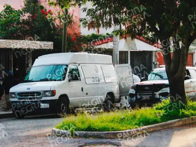 Encuentran cuerpo putrefacto de mujer de la tercera edad dentro de su casa en SNTE, Puebla 